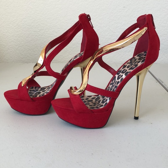 2B Bebe Heels - Picture 2 of 6